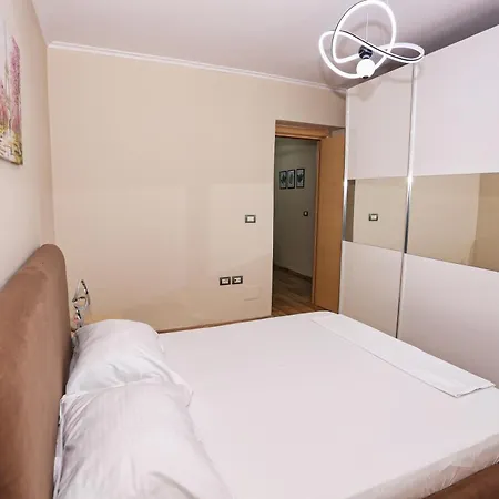 Apartament R&b Center Tirana