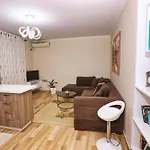 R&b Center 아파트 티라나