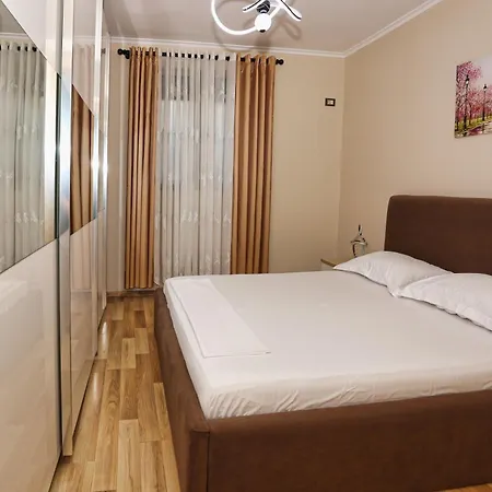 Apartman R&b Center Tirana