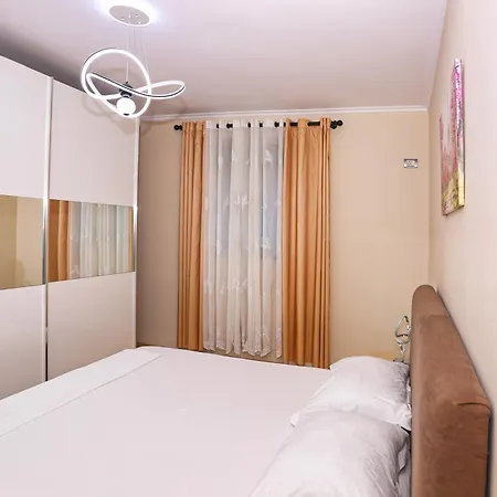 Apartment R&b Center