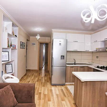 Apartment R&b Center *