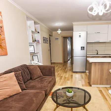 R&b Center Apartman