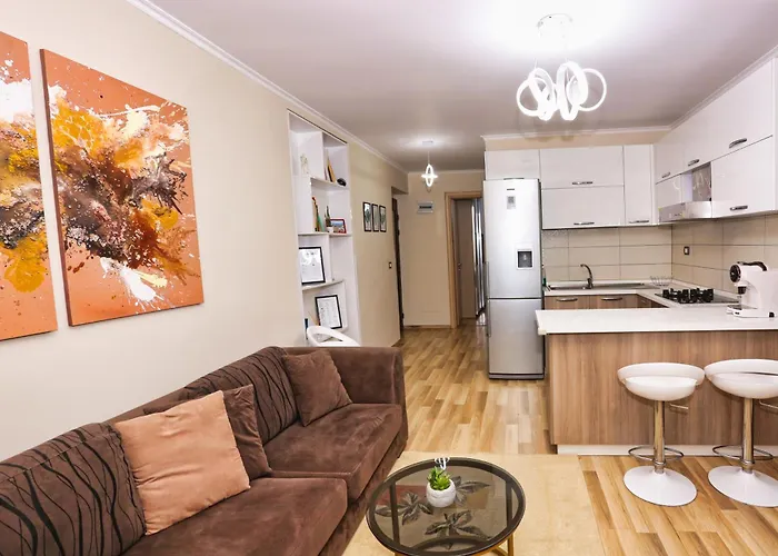 R&b Center * 地拉那